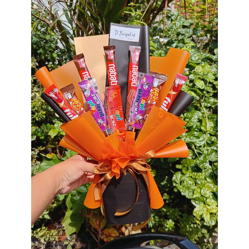 

BUKET SNACK/BUKET WISUDA/KADO ULANG TAHUN