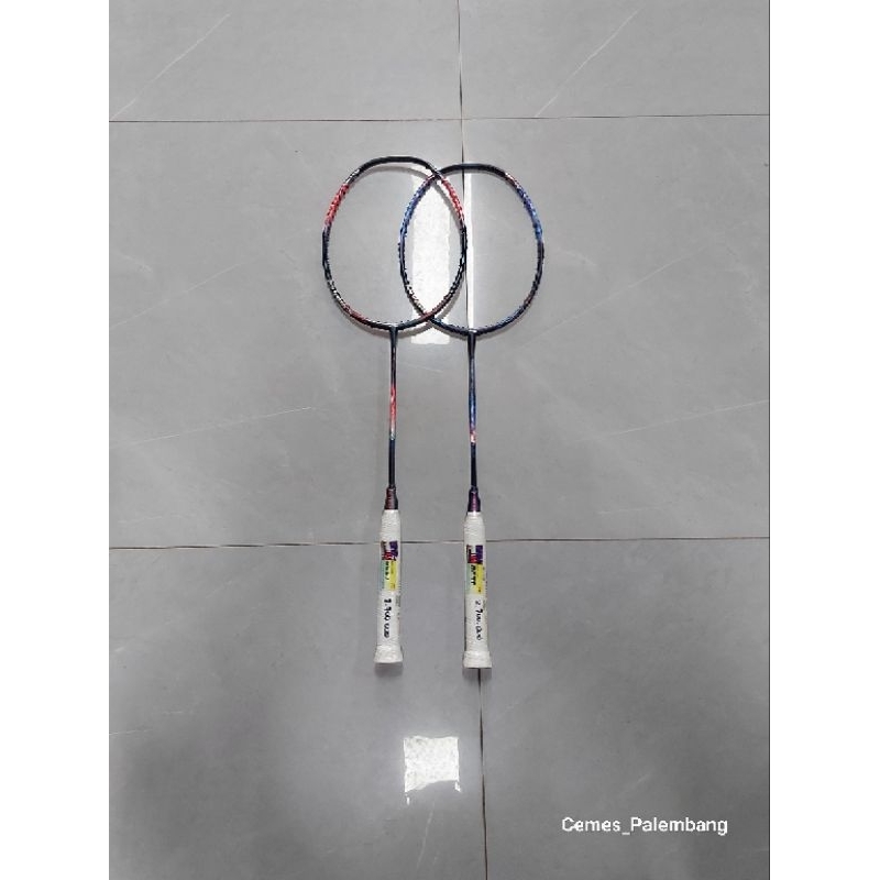 Raket Badminton Lining Axforce 90
