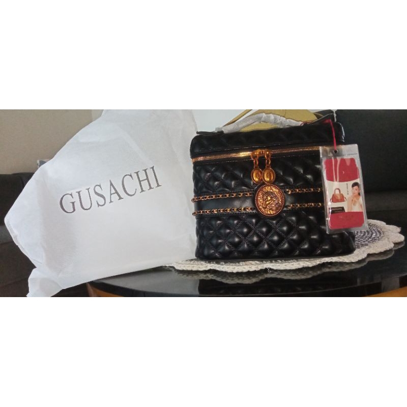 TAS MADELYN GUSACHI RANSEL KOTAK