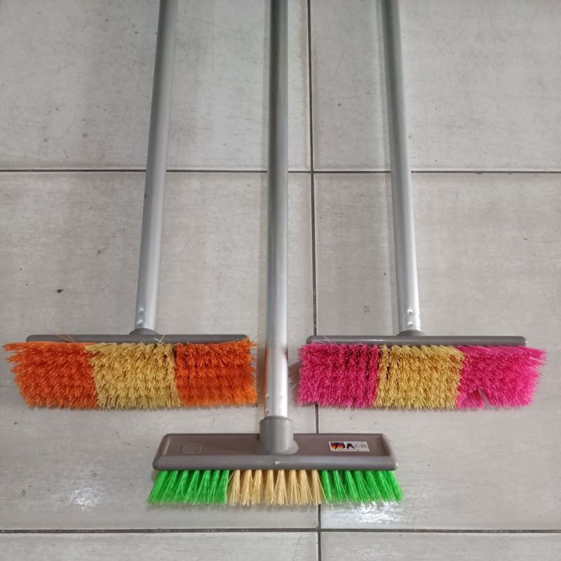 sikat lantai gagang panjang nagata