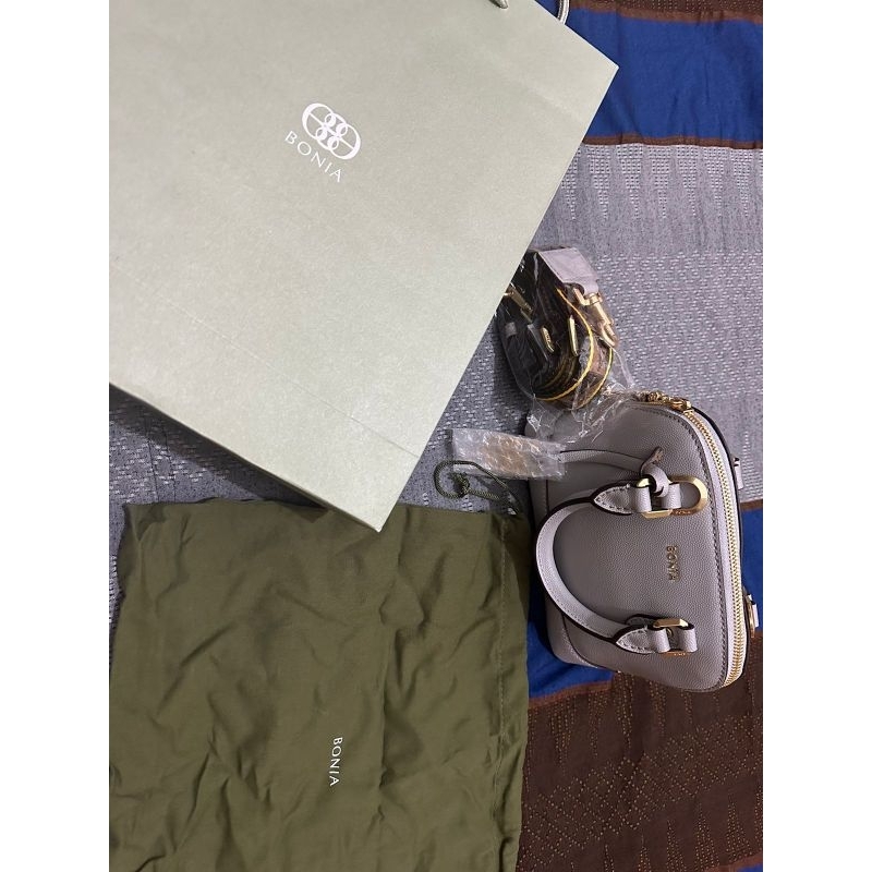 Bonia Alma Bobal New