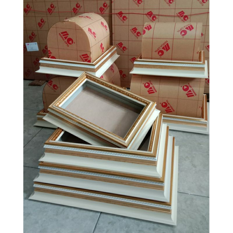 kotak seserahan/box seserahan/box hantaran/baki+tutup Akrilik