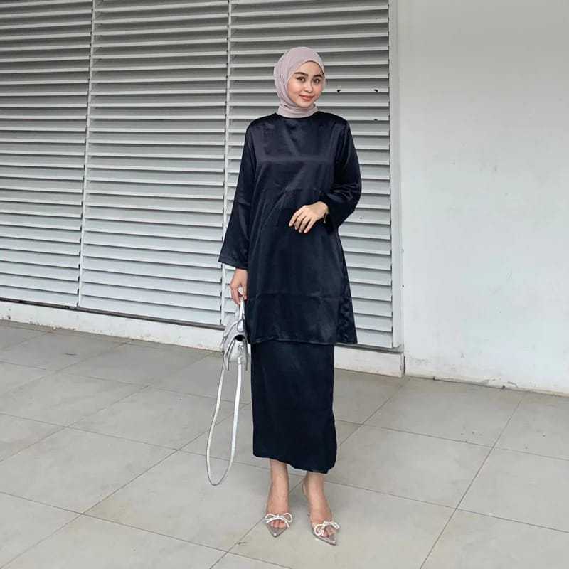 atasan iner tunik / inner satin / inner atasan / iner tunik polos