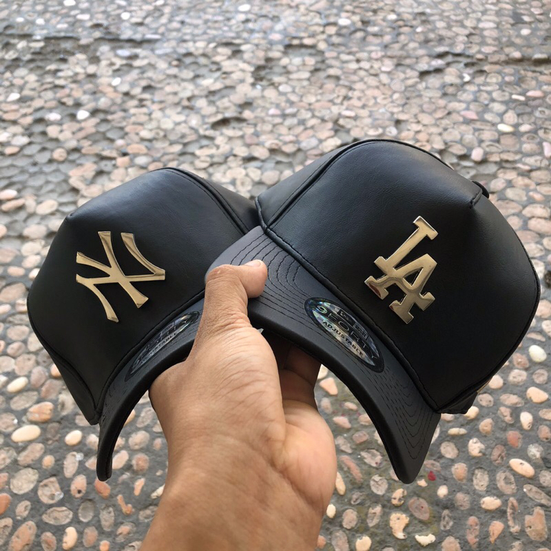 Topi kulit New york Logo Besi Unisex