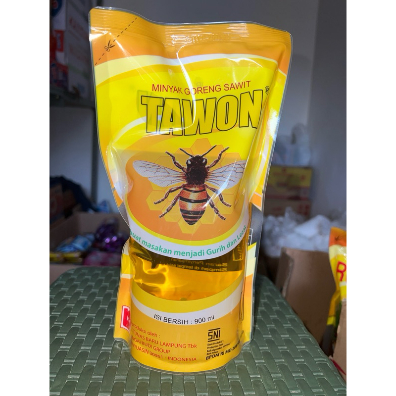 

MINYAK GORENG TAWON 900ml