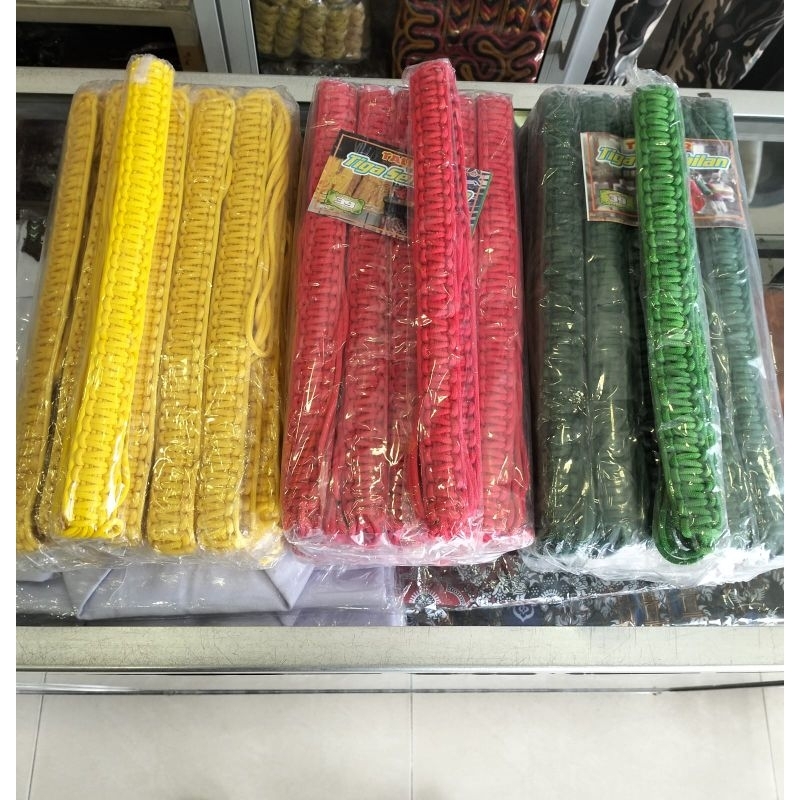 

TALI PLUIT PRAMUKA BESAR