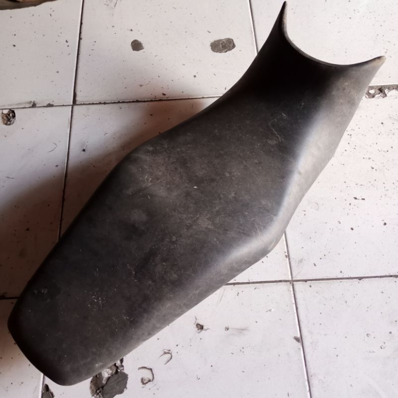 jok Honda cb 150R StreetFire generasi pertama k15