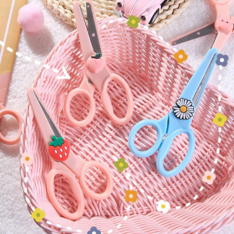 

Gunting Lucu / Gunting Sekolah Untuk Anak / Gunting Cute Desain Ujung Tumpul Tidak Tajam / Gunting Anak Squeezy