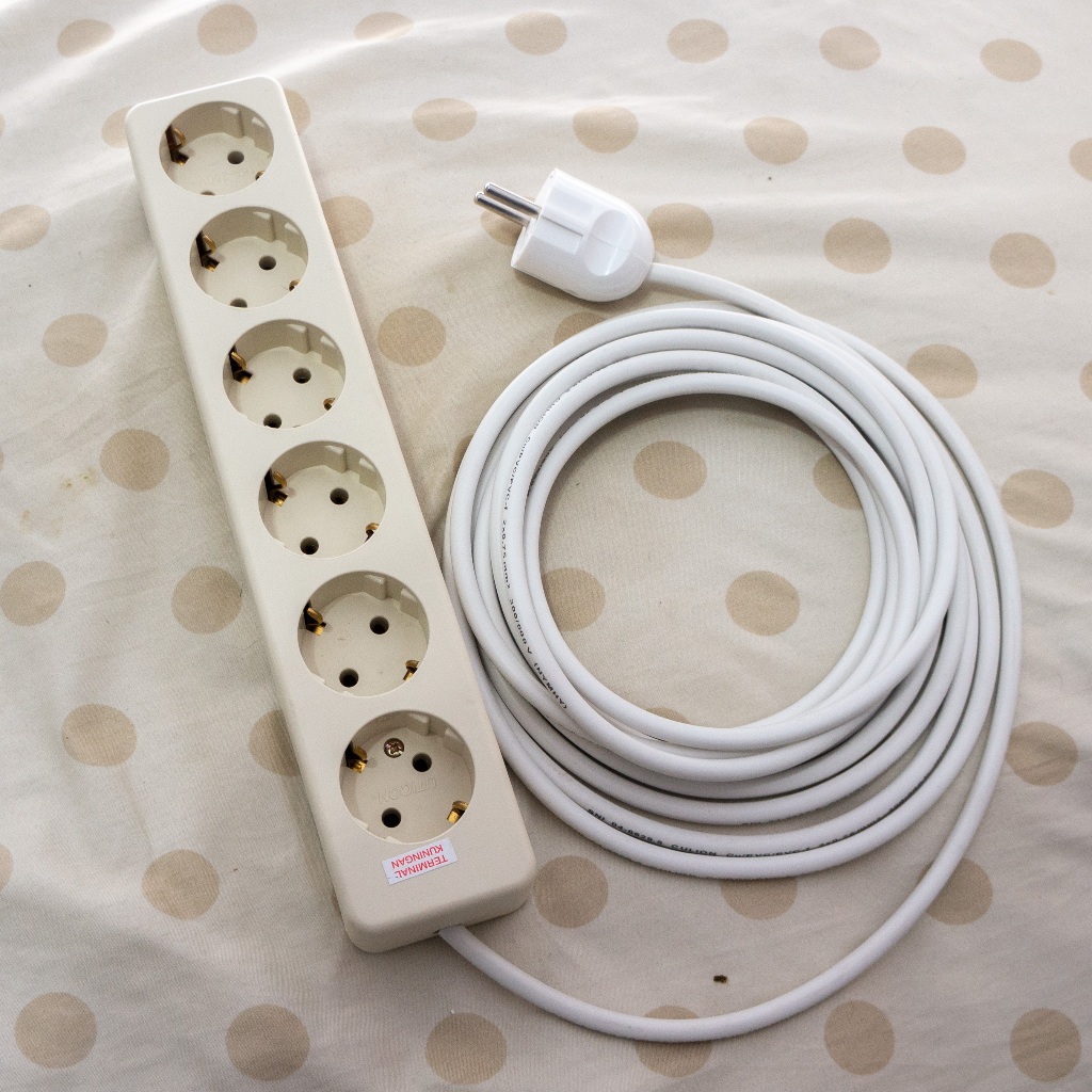 Stop Kontak 6 Lubang Uticon Kabel 1 2 3 4 5 6 7 8 9 10 Meter Stopkontak SNI GARANSI 3 BULAN