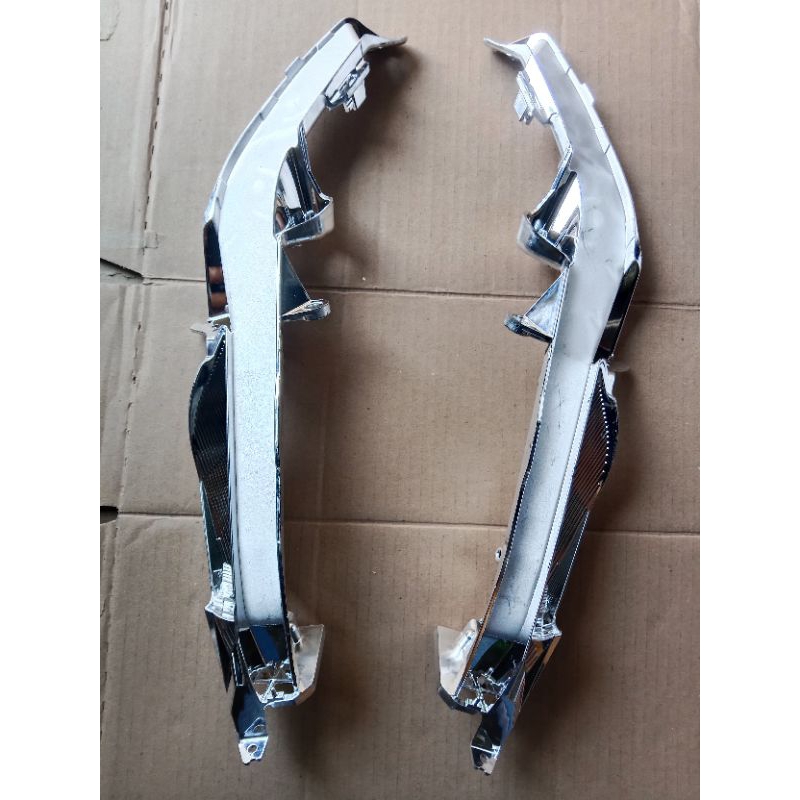 reflektor alis tanpa mika vario 160 original