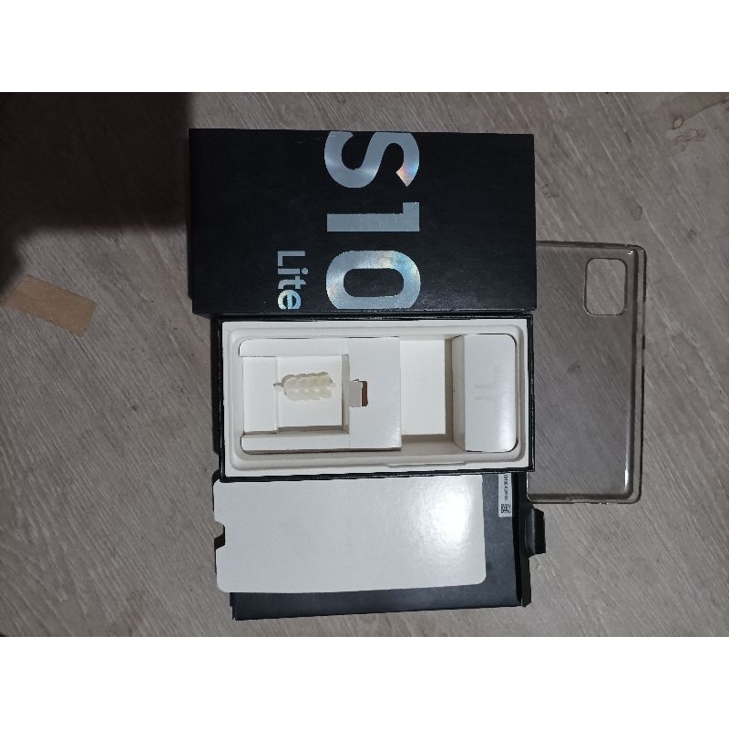 dus box bekas Samsung galaxy s10 lite