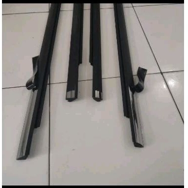 pelipit kaca pintu luar APV chrome set