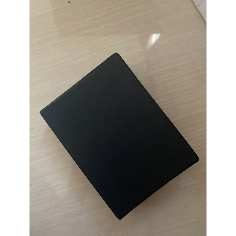 

Hardbox Hitam 10x8x3