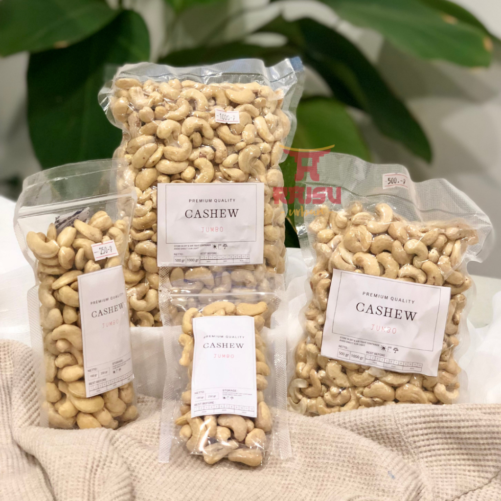 

KACANG MENTE / KACANG MEDE 1Kg / KACANG METE / KACANG MONYET MENTAH UTUH , GRADE SUPER JUMBO RAISU URBAN