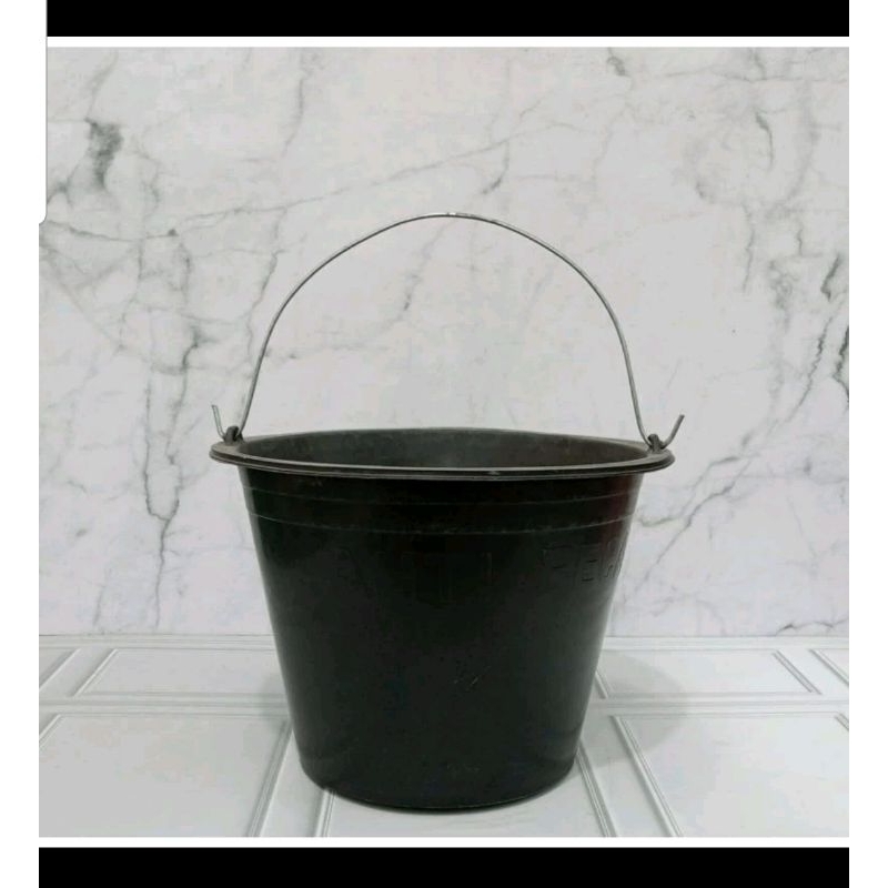 Ember Cor Sedang GM / Ember Hitam Plastik GM / Timba Anti Pecah