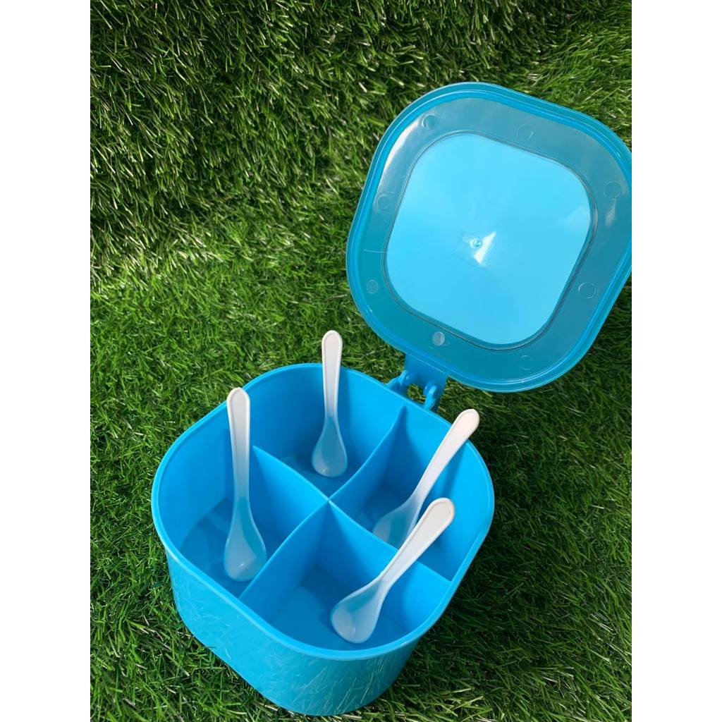 Tempat Wadah Penyimpanan Bumbu Dapur 4 Sekat Plastik