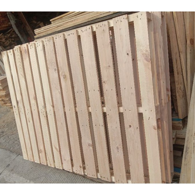 "Temukan Lebih Banyak, Dapatkan Lebih Banyak, Hidup Lebih Banyak." pallet kayu jati belanda tatakan 