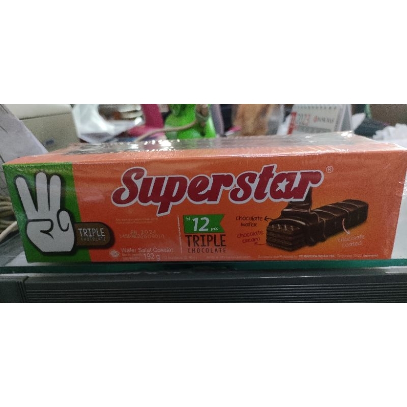 

WAFER COKLAT SUPERSTAR 16GR