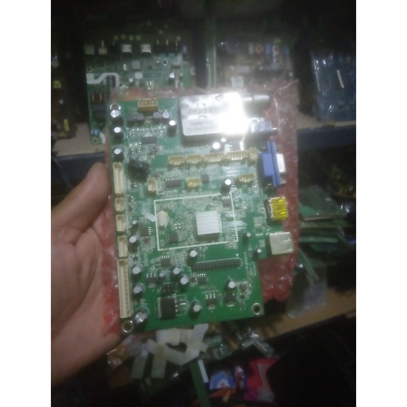 Mainboard MB Mobo TV LED POLYTRON TYPE 24d301