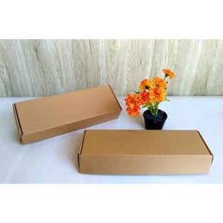 

Box Corrugated / Box Brownies (Uk. 30 x 10 x 5 cm) untuk hajatan dan souvenir, kresek donat / tas plastik, paper bag, Bingkisan / Souvenir untuk pernikahan, Tasyakuran / Pengajian / Hampers