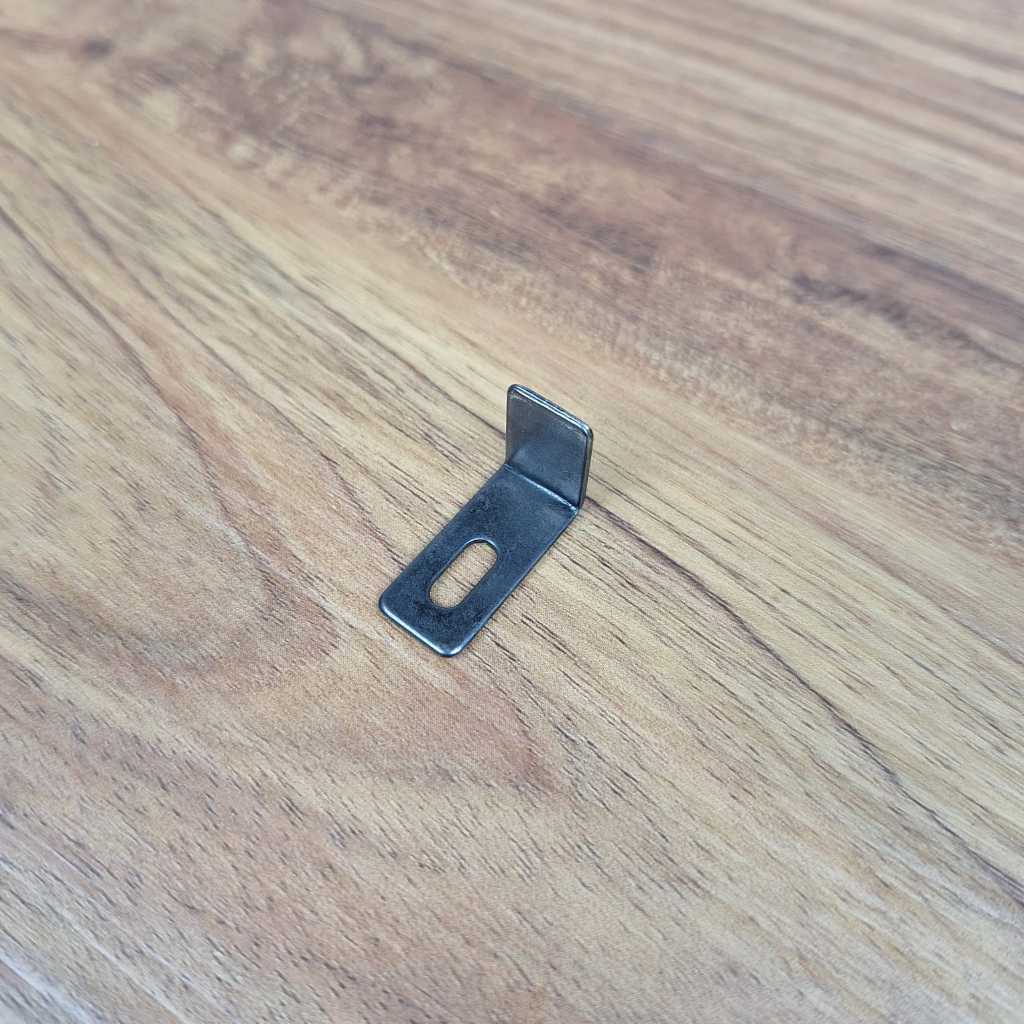 KC13 Plat Cover - Plat Tutup Muka Mesin Obras Siruba 747