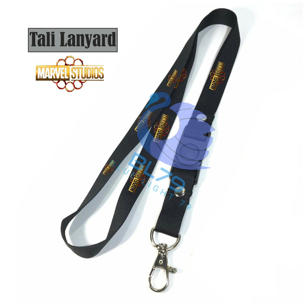 

TALI LANYARD MARVEL STUDIOS GOLD / GANTUNGAN KUNCI SHANG CHI / GANTUNGAN ID CARD / GANTUNGAN HP /GANTUNGAN FLASHDISK / GANTUNGAN MARVEL STUDIOS
