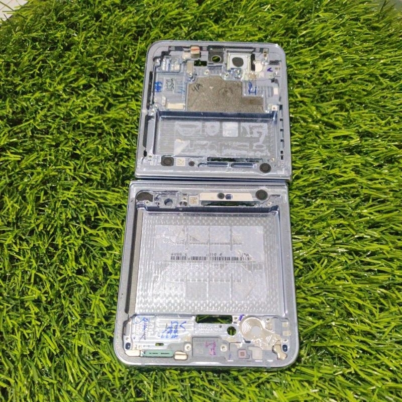 FRAME/TULANGAN LCD SAMSUNG GALAXI FLIP 4