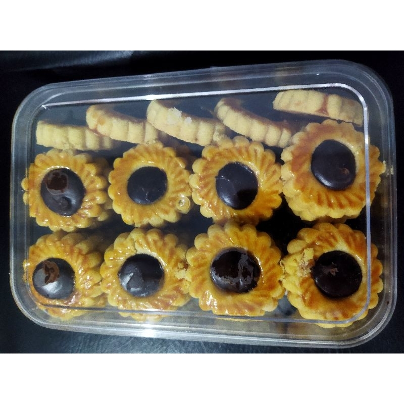 

ANEKA KUE