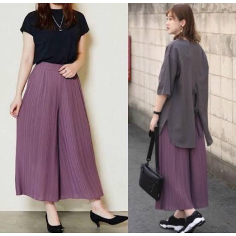 uniqlo pleated  purple cullotes