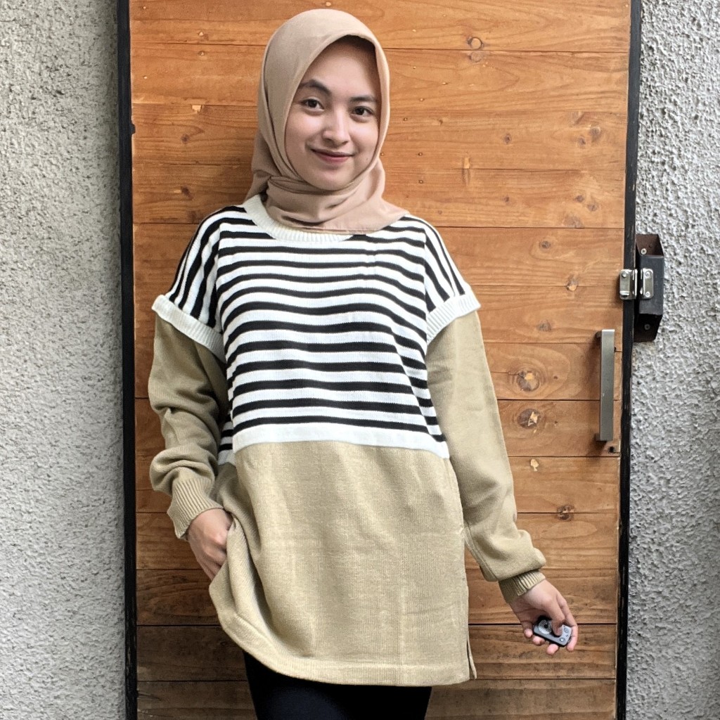 Naru Atasan Baju Rajut Motif Raglan Lengan Panjang