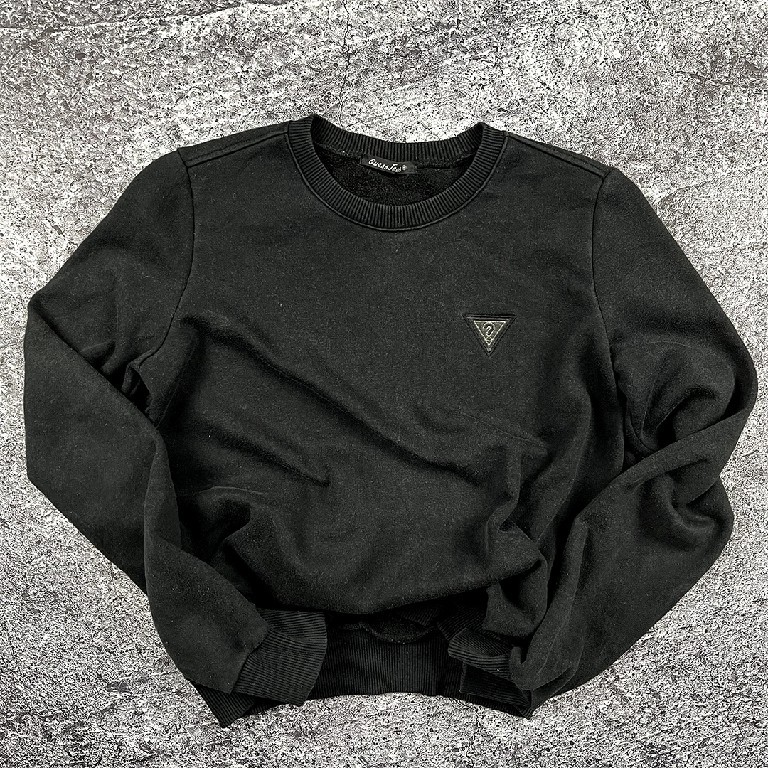 Crewneck Sweater Oversize Croptop Wanita - Guess Hitam