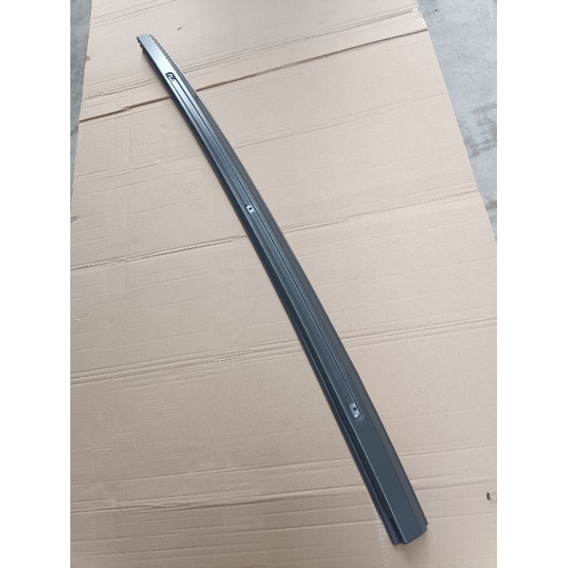 Plat jepit trim dashboard ori Mitsubishi L300, triplek meja dasbor