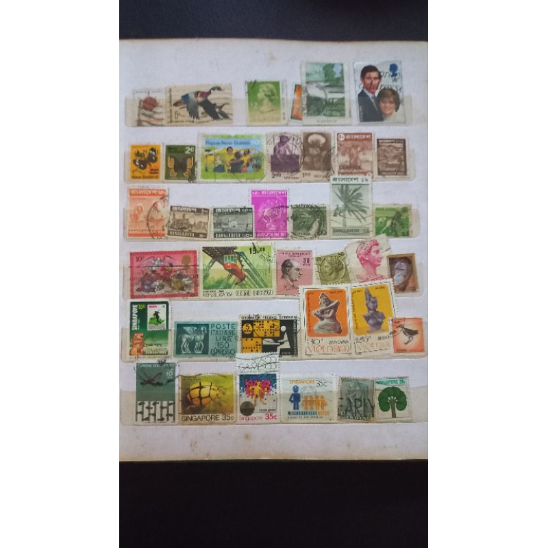 

Album Perangko Filateli dalam dan luar negeri 470 pcs