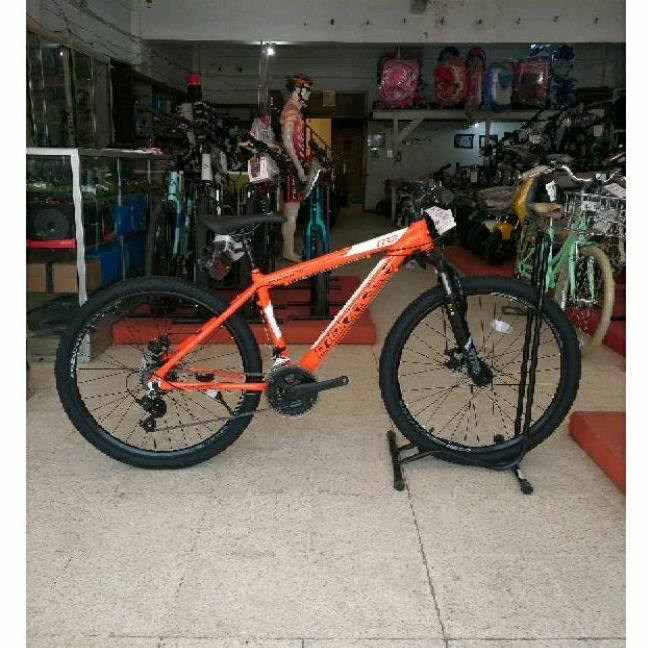 Sepeda polygon monarch M3 Sepeda MTB