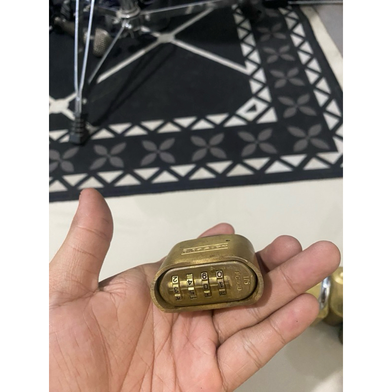 Gembok Master Padlock 50mm