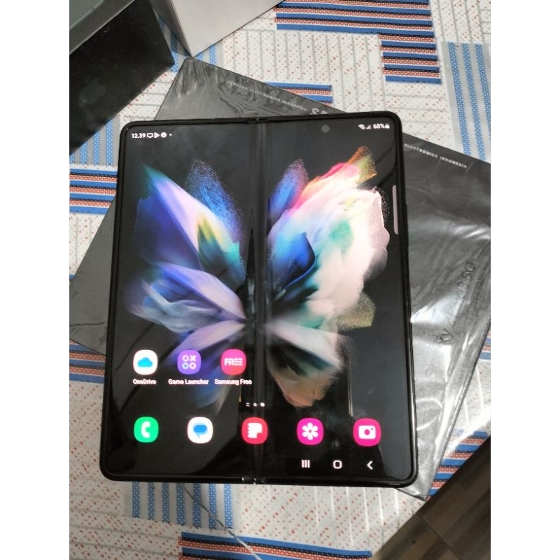 Samsung Z Fold 3 Resmi SEIN. Samsung Z Fold3 Resmi Indonesia