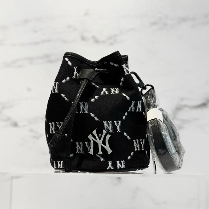 [READY] - MLB Monogram Diamond Jacquard Mini Bucket Bag