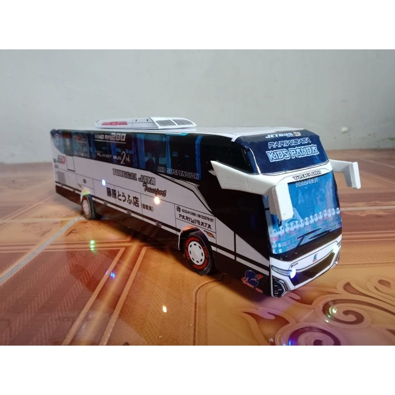 miniature bus skala 43 telolet basuri