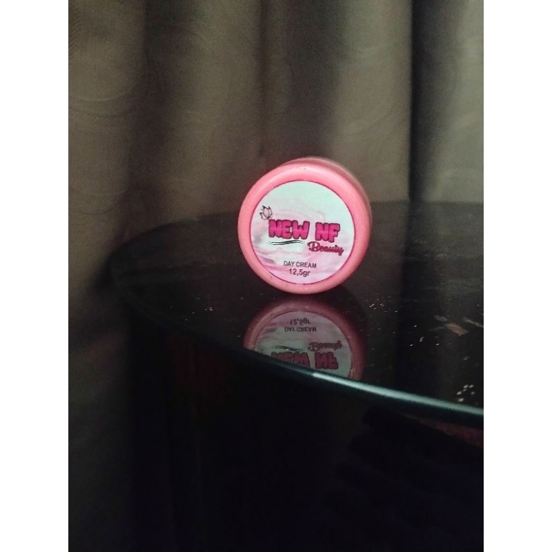 cream siang NF BEAUTY