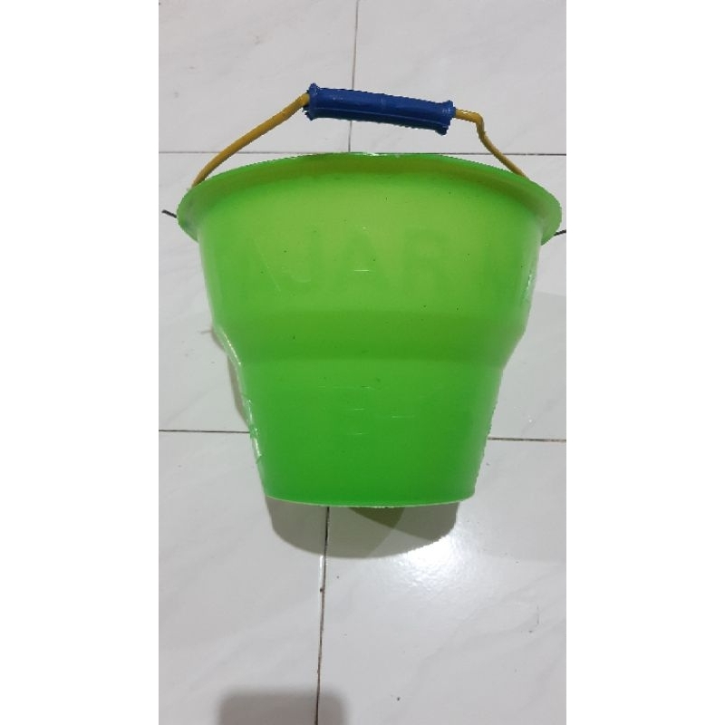 EMBER COR/EMBER PLASTIK/ Timba cor 15 hijau/ oren anti pecah kualitas premium