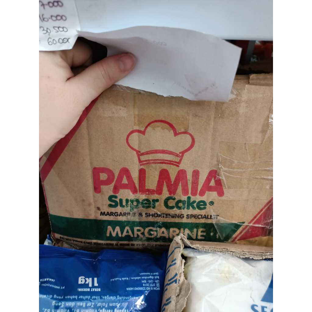 

Palmia Super Cake Margarin (1dus = 15kg)