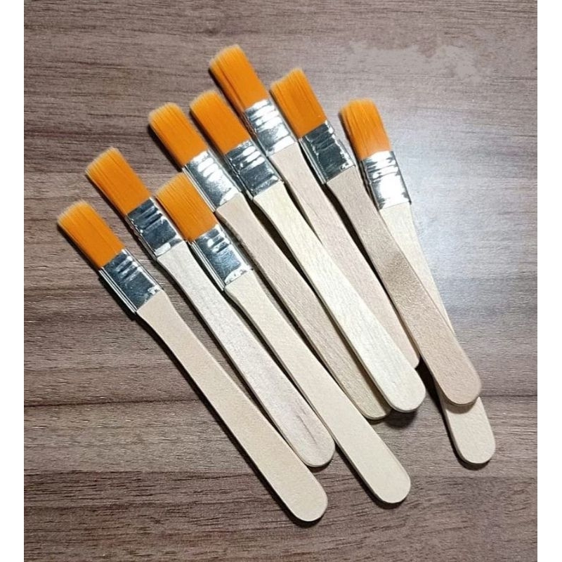 

Kuas Nylon / Kuas Lembut no. 1 (lebar 1cm) dan no.4 (