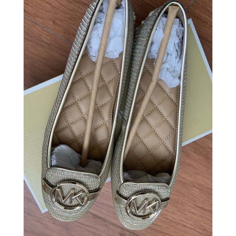 (Ready) MK Lilie Gold size 7 & 8 US