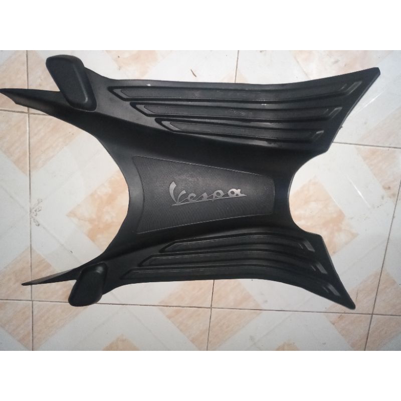 Floormate Vespa Primavera