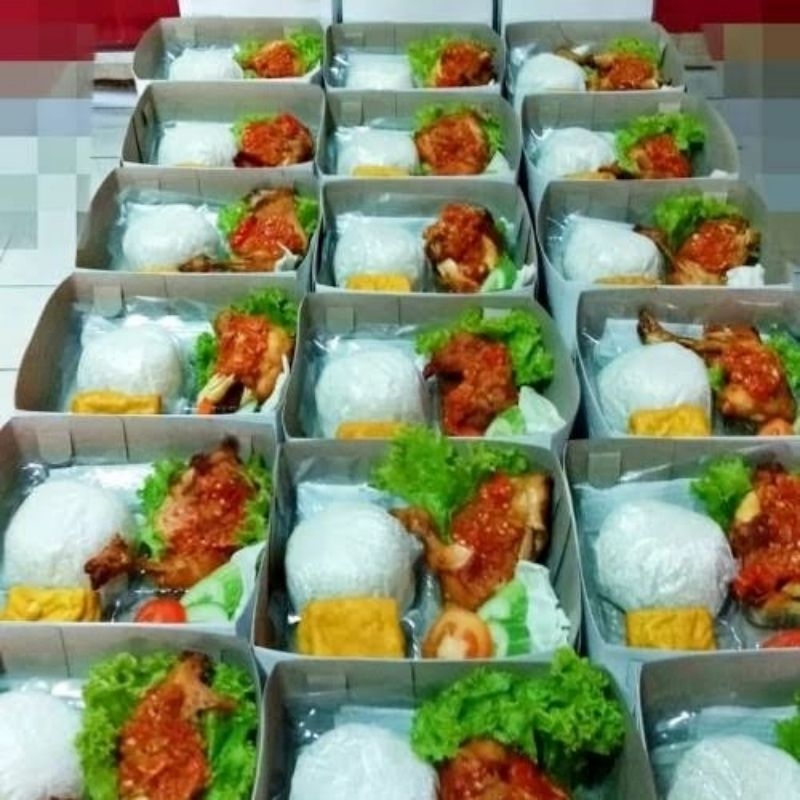 

nasi box ayam goreng sambal setan
