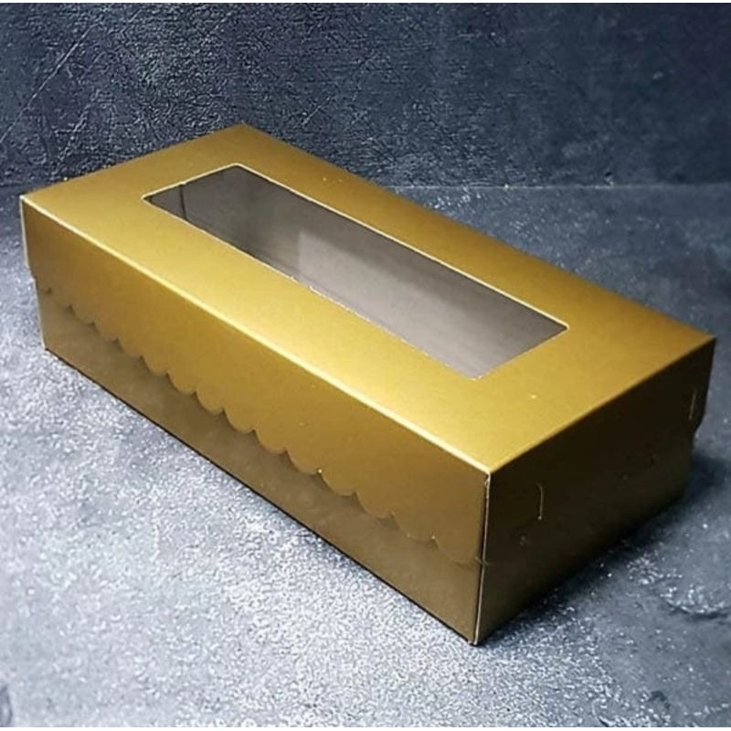

Dus Kaca Mas 10x20 x7 isi 10 pc Kardus Kue Dus Gold 10x20