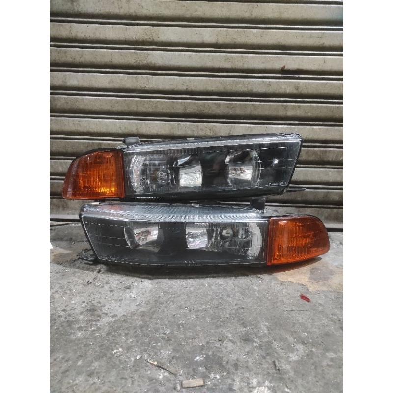 headlamp headlight lampu depan mitsubishi Galant hiu V6 24v galant hiu v6 24v