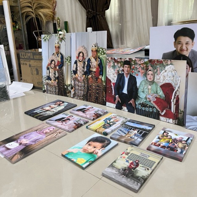 FOTO BOX FRAMELESS 3D | UKURAN 20x20CM