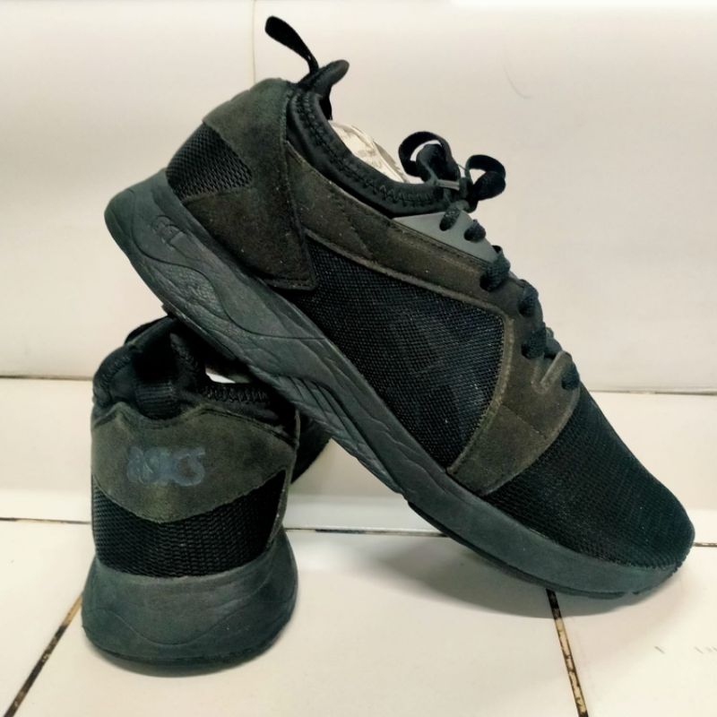 sepatu running Asics gel lyte V5 RB full black