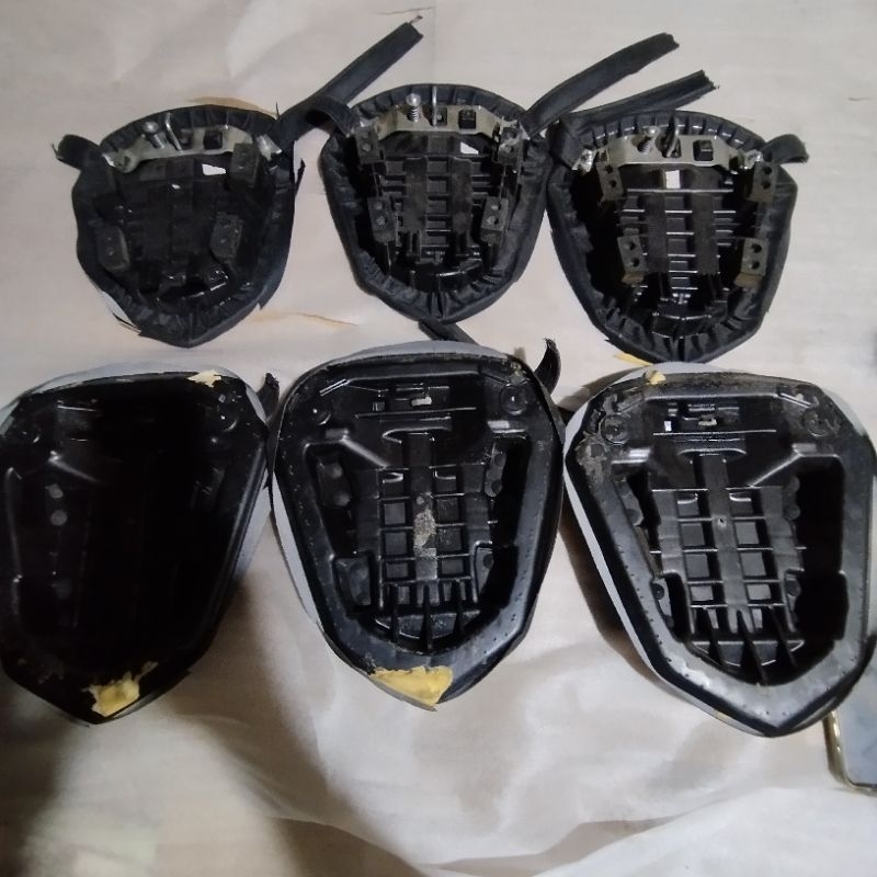 papan jok belakang cbr 150 K45 jok belakang CBR 150 R K45 original